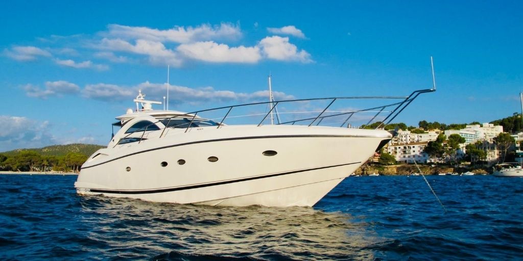marinabalear's tweet photo. Take a glance at our wonderful MY Sunseeker Portofino 53 "Pavito". With a well thought-out layout and plenty of space she is the perfect yacht for day charters and sundowners.  https://t.co/RXkBD9N9hq
 #yachting #yachtingmallorca #yachtcharter #yachtchartermallorca #portadriano https://t.co/3ioAUVz5ra
