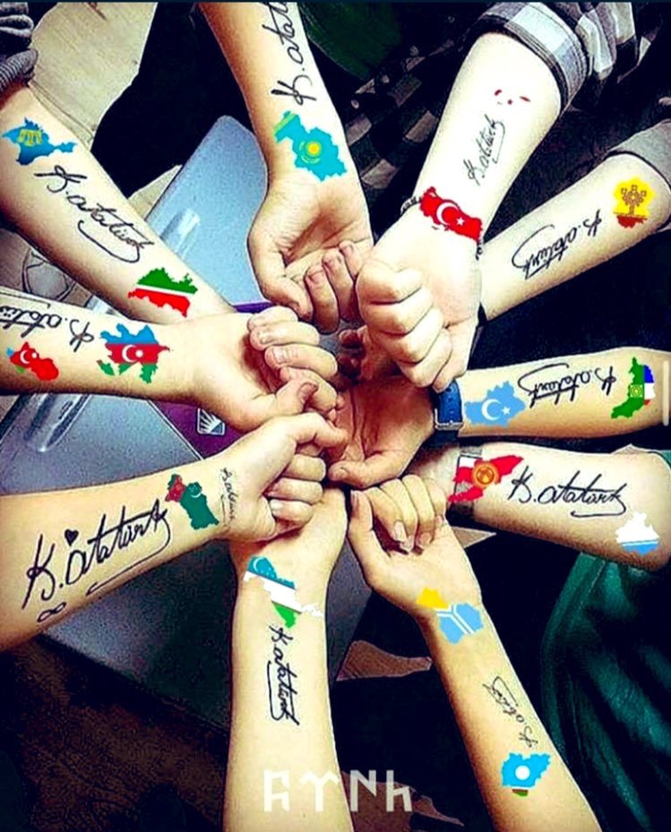 Ruhum var, kanadım, yüreğim var 
Benim de isteğim, benim de dileğim var! 
Arif Nihat Asya