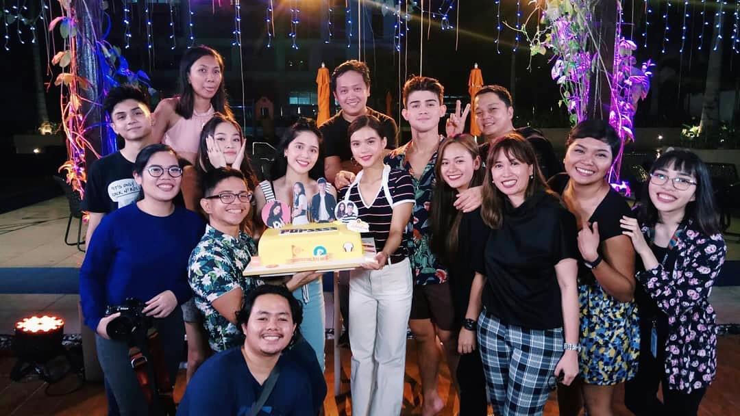 joyride01's tweet photo. Popssss days! Nakakamiss! Kayo namiss nyo?
#Onemusicph
#Onemusicphoriginalteam
#Popsssss https://t.co/nAO9l9iAL4
