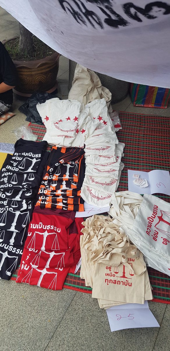 opol999's tweet photo. วันนี้ที่แยกคอกวัว ลุงบัณฑิต มาขายของนะครับ ใครสนใจทักมาได้เลย (รับหิ้วน้า)
#เราคือเพื่อนกัน #นอนแคมป์ไม่นอนคุก https://t.co/VisSIs3Ulp