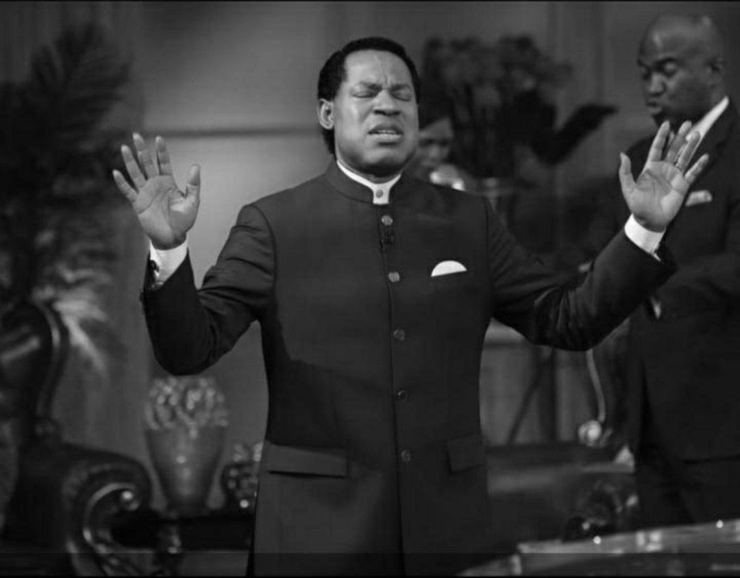 DanGreatness's tweet photo. #MeetPastorChris the first man to pioneer the first 24-hour Christian Satellite Network, beaming from Africa to the rest of the world, which has given rise to multiple satellite stations, the LoveWorld TV, LoveWorld SAT, LoveWorld PLUS, LoveWorld Canada LoveWorld USA etc. https://t.co/S734WU8sCR
