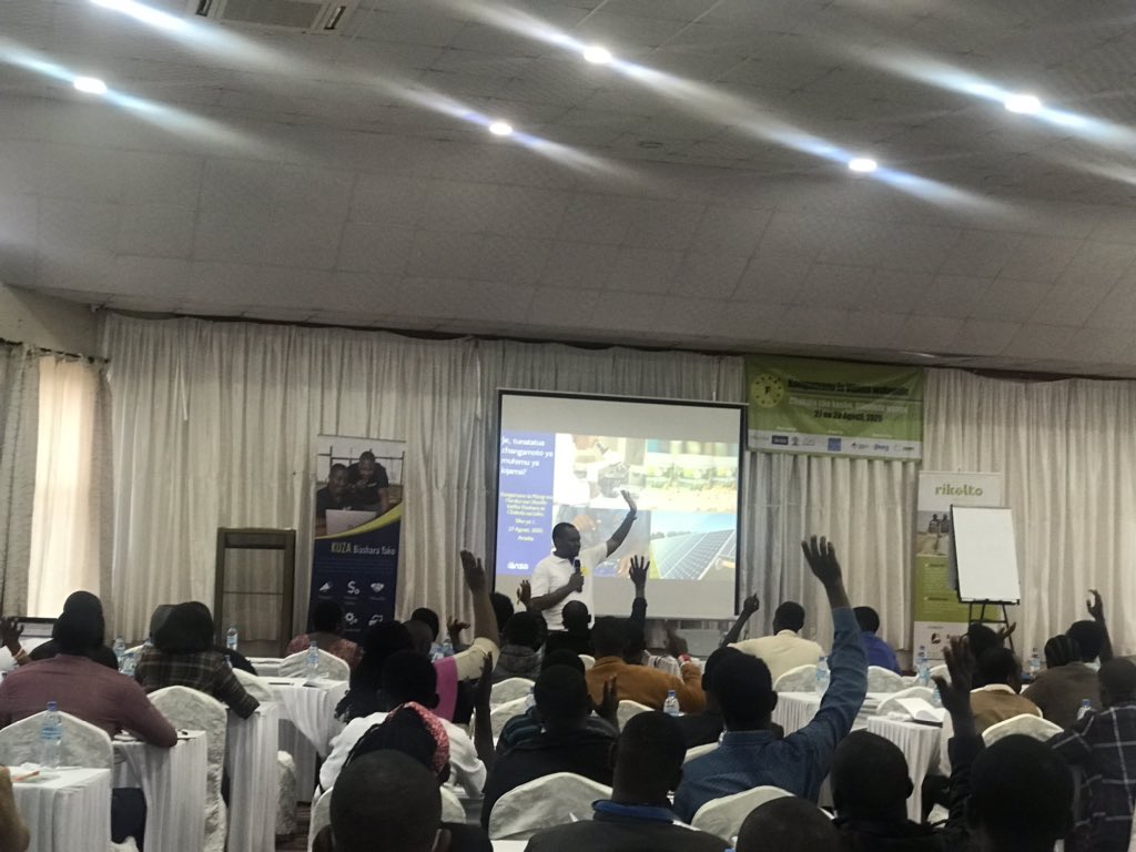 Generation food hackthon happening now..153 young enterprenuers are being supported to shape their business ideas. #Generationfood <a href="/Kainm2014/">Kain Mvanda</a> <a href="/IneTollenaers/">Ine Tollenaers</a> <a href="/rikolto/">Rikolto</a> <a href="/taha_tanzania/">TAHATanzania</a> <a href="/TwendeTZ/">Twende Social Innovation Center</a> <a href="/obuntuhub/">Obuntu Knowledge Hub</a>