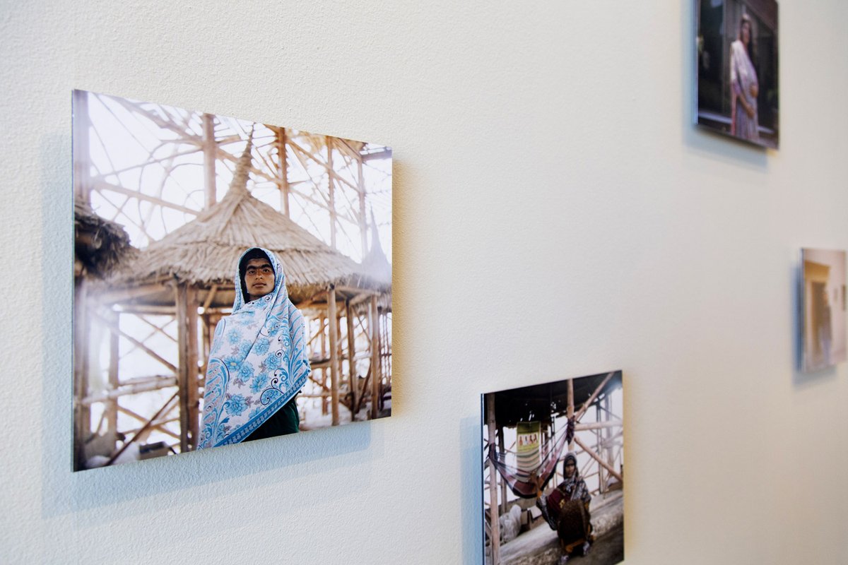 BAPhotoOCA's tweet photo. Upcoming online symposium
'DECOLONISING THE GAZE' with Maryam Wahid, Nilupa Yasmin, Arpita Shah, Caroline Molloy @grainphotohub @newartgallery. 10th Sept, 6 – 8pm, book here: https://t.co/HNKJR24l8y - Images: ©Maryam Wahid ©Nilupa Yasmin ©Arpita Shah #OCA #tutortakeover #AS https://t.co/H6K2BuZhVe