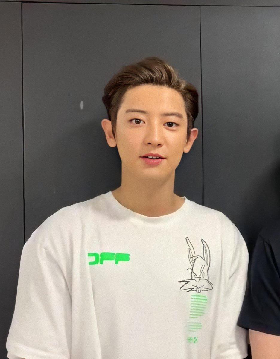 RXoxolf's tweet photo. Adek pilih yang mana~
Hitam atau putih~
Hitam memang menawan~
Putih lebih menggoda~

#CHANYEOL #SEHUN https://t.co/OWsqouRsef