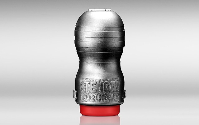 成人玩具 - TENGA 推出了4KG重的“肌肉訓練”用商品，商品重量為4公斤。售價為50,000日元。還請了社長親自說明www Egakp4jUcAAQMxV