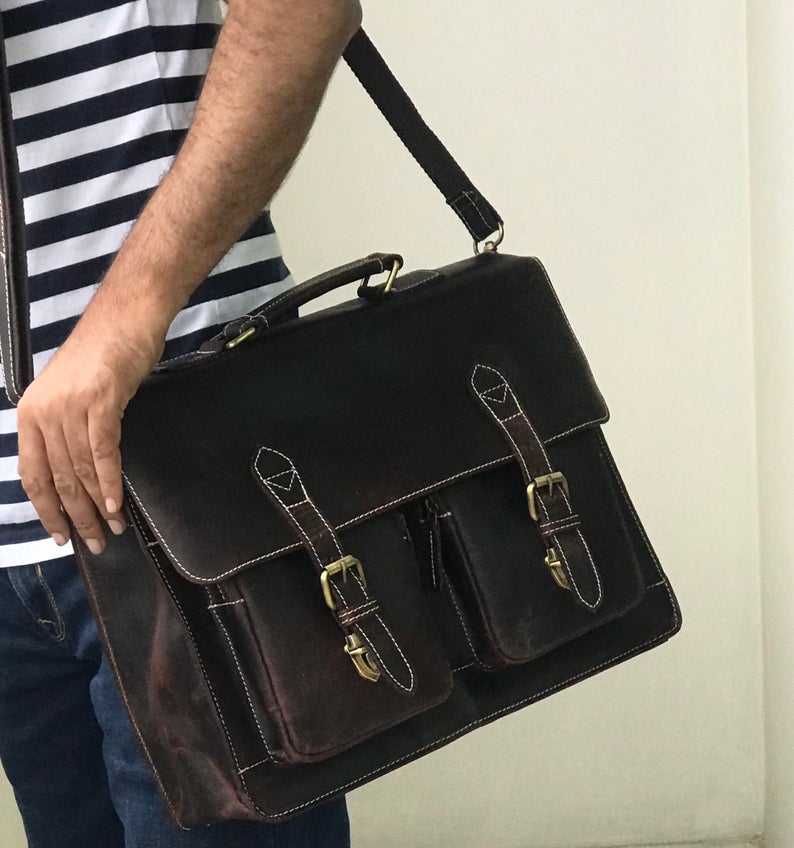 shadowstore2's tweet photo. 20% Discount On Brown Genuine Leather Laptop Portfolio and Delivery With In 4 to 5 Days...!!!

Order Now 👉 https://t.co/K189kL9GPY https://t.co/Pm8JbU2Deg