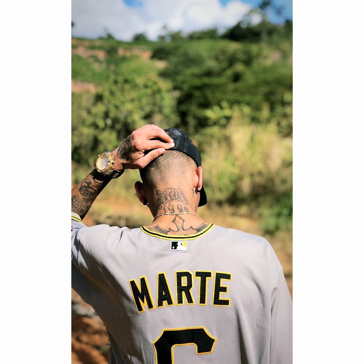 RLMectref's tweet photo. #NewProfilePic https://t.co/Zh2Suqu9dU