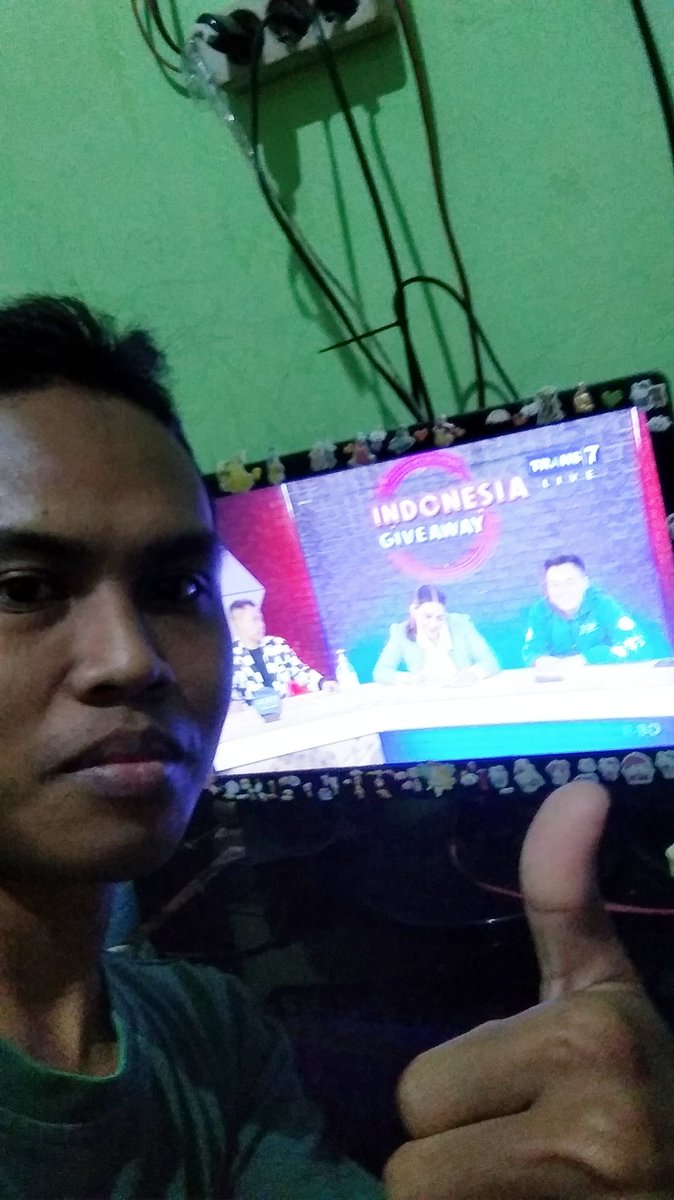 Bustomy85649935's tweet photo. apa arti keluarga buat kamu?

KELUARGA BUAT AKU ADALAH HARTA YANG PALING BERHARGA.

@TRANS7 
#IndonesiaGiveaway7 https://t.co/vir8VbhTZI