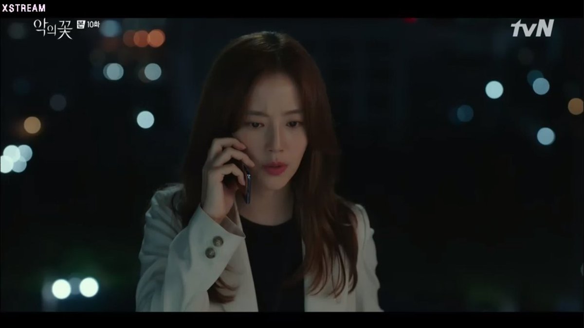 HYUNSOO TOLD HER THAT IT WAS HIS MOM'S VOICE ON THAT TAPE.  ALSO SHE TOLD HIM NOT TO GET HURT. DID HE REALIZE THAT JIWON KNOWS WHO HE REALLY IS?  #FlowerOfEvil