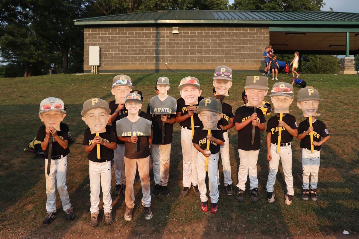 devintweed's tweet image. #Pirates @EasternLL1 #LT