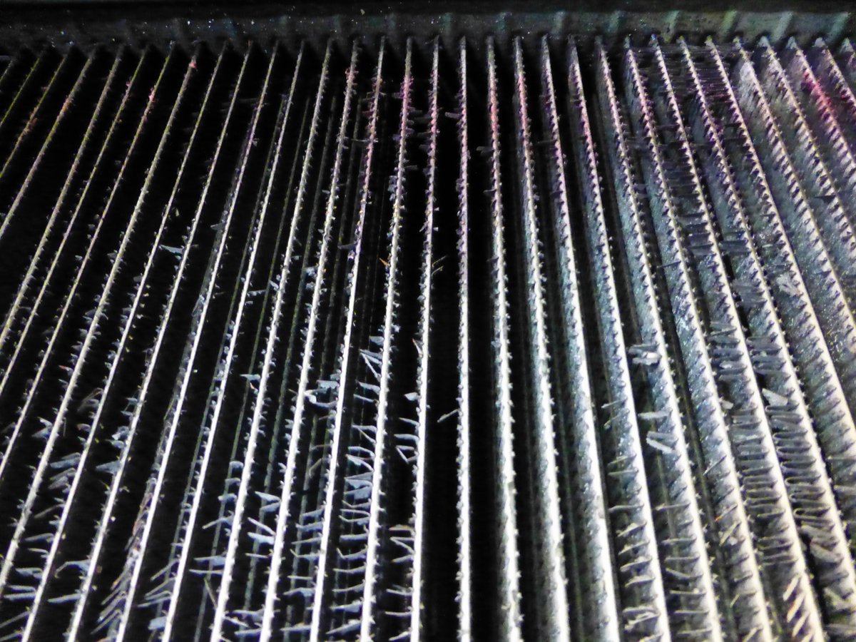 NewquayRadiator's tweet photo. What a difference a new core and some tlc makes! #generatorradiator #newtinnedcore #efficientradiator https://t.co/wq8aD8Ma8K