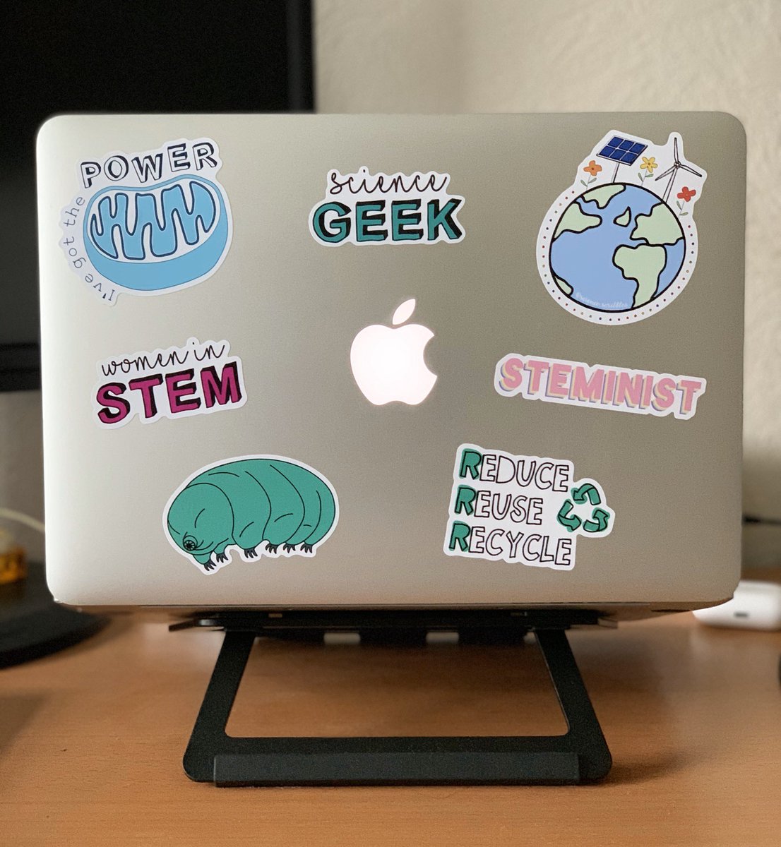 MyrnaBarjau's tweet photo. YAAAAS! I’ve always wanted to give my laptop a makeover so I got the cutest stickers from @sciscribbles and they look amazing! 😍👩🏻💻🤓 p.s! I’m not a Dr. yet but almost there! #sciencegeek #sciencequeen #WomenInSTEM #STEMinist https://t.co/w7FPMQFY3Y