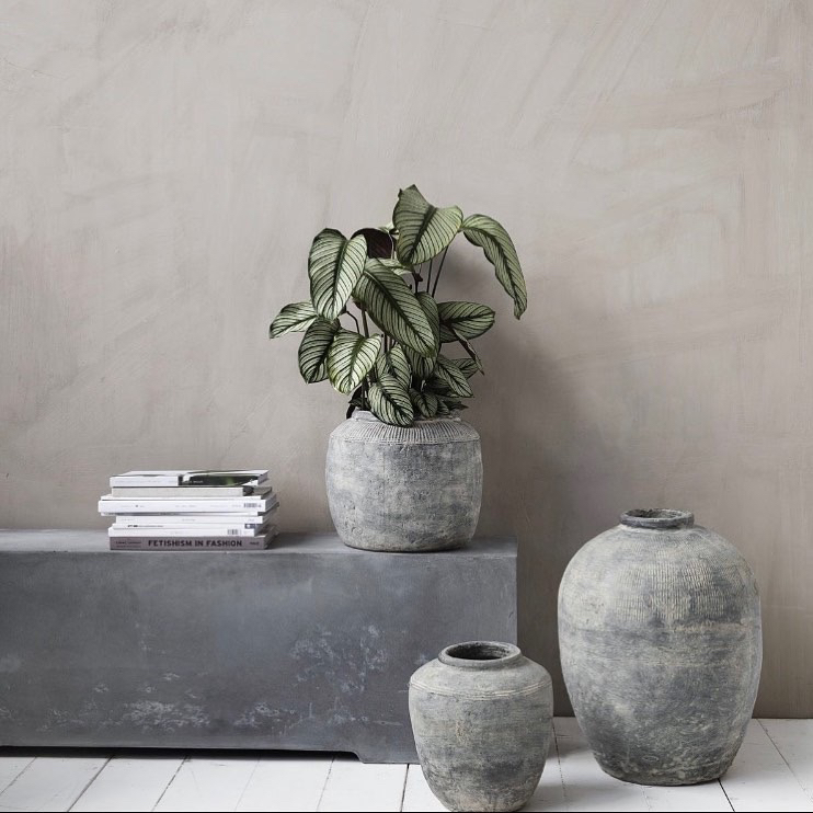 Fabhub_Design's tweet image. Slow down with relaxing shades of gray.
@istorja
.
.
.
#grayinterior #clay #slowliving 
#pots #plantsmakepeoplehappy
#plants #indoorPlants #potsPh #decor #design #claypots #plantParents #homes #interiors #graydecor