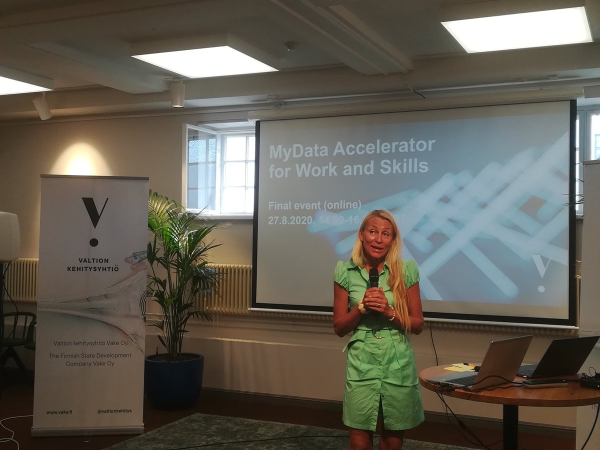 troppone's tweet image. Yes! The final event of the #MyData accelerator program run by @valtionkehitys @SitraFund and @TechFinland starting, MC @piaerkinheimo introducing the context. Glad to speak on behalf of @mydataorg. #skillsdata #omadata