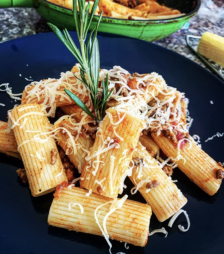 Today’s Special: Rigatoni Ragu Bolognese📍👨‍🍳🙏🏻🤙🏻 #Cooking #Food #ClassicFood