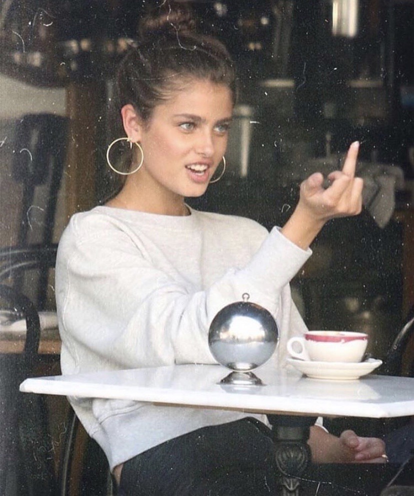 CheckOutMyBooks's tweet image. Today's mood brought to you by the letter F.