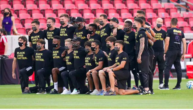 Les joueurs de base-ball des Milwaukee Brewers, équipe du Wisconsin également, ont boycotté leurs matchs, 2 autres matchs de baseball ont été repoussés. Ainsi que tous les matchs de foot de MLS sauf un (ici le Los Angeles FC).