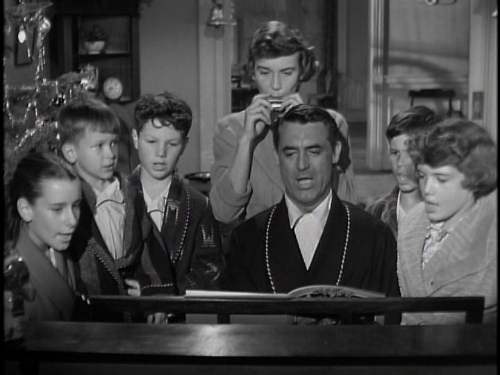 editedbylaura's tweet image. Just watched the darling family comedy #RoomforOneMore (1952) for the first time ❤️ I'm convinced Cary Grant was incapable of making a bad film. This had me laughing AND crying- just such a beautiful, wholesome film. I loved every second of it and will definitely watch it again!