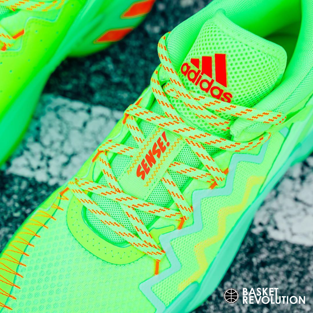 BsktballEmotion's tweet image. 𝗔𝗱𝗶𝗱𝗮𝘀 𝗗.𝗢.𝗡. 𝗜𝘀𝘀𝘂𝗲 𝟮 "𝗦𝗽𝗶𝗱𝗲𝘆 𝗦𝗲𝗻𝘀𝗲"

🚨RELEASE ALERT 🚨

@spidadmitchell ha vuelto! Un mesh totalmente renovado, una amortiguación Bounce increíble y unas prestaciones que tienes que probar.⠀
•
👉bit.ly/2EExyS9

#donissue2 #donovanmitchell