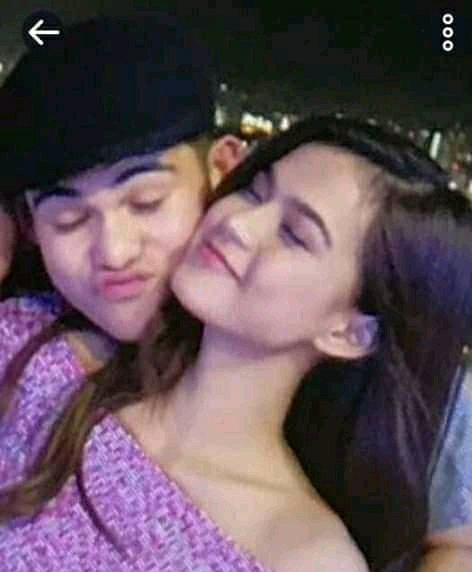 Walang katulad ng bibigay kilig samin

<a href="/InigoDPascual/">inigo 💎</a> <a href="/MissMarisRacal/">Maris Racal</a> 
MARNIGO WalangKaTHUlad