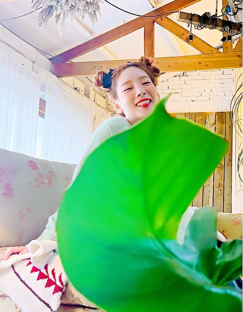 ⠀
⠀  
  ⠀ ⠀ ❝ 𝑬𝒗𝒆𝒓𝒚𝒕𝒊𝒎𝒆 𝑰 𝒑𝒊𝒄𝒕𝒖𝒓𝒆 𝒚𝒐𝒖 , 𝑰 𝒎𝒂𝒌𝒆 𝒂 𝒔𝒎𝒊𝒍𝒆 𝒘𝒊𝒕𝒉𝒐𝒖𝒕 𝒂𝒏𝒚𝒐𝒏𝒆 𝒌𝒏𝒐𝒘𝒊𝒏𝒈 ~ ❞ 🍀💗✨

⠀