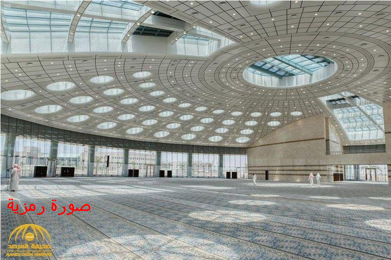 ALMISNID's tweet photo. تخيل أنك عطشان ويكفيك قارورة ماء 200ملم،
ثم يُقدم لك جالوناً بحجم 15 لتراً فتشرب منه 200ملم،
والباقي يُراق في الصحراء‼️
أي منطق شرعي؟ أو نظام اقتصادي؟ يبرر هذا؟

هذا مثله مثل بعض الجوامع يُصلي فيها الفروض الخمسة 50 نفراً، والمكيف المركزي يعمل بكامل طاقته لمساحة تستوعب3500 مصل‼️ https://t.co/zV9BJCWYf7