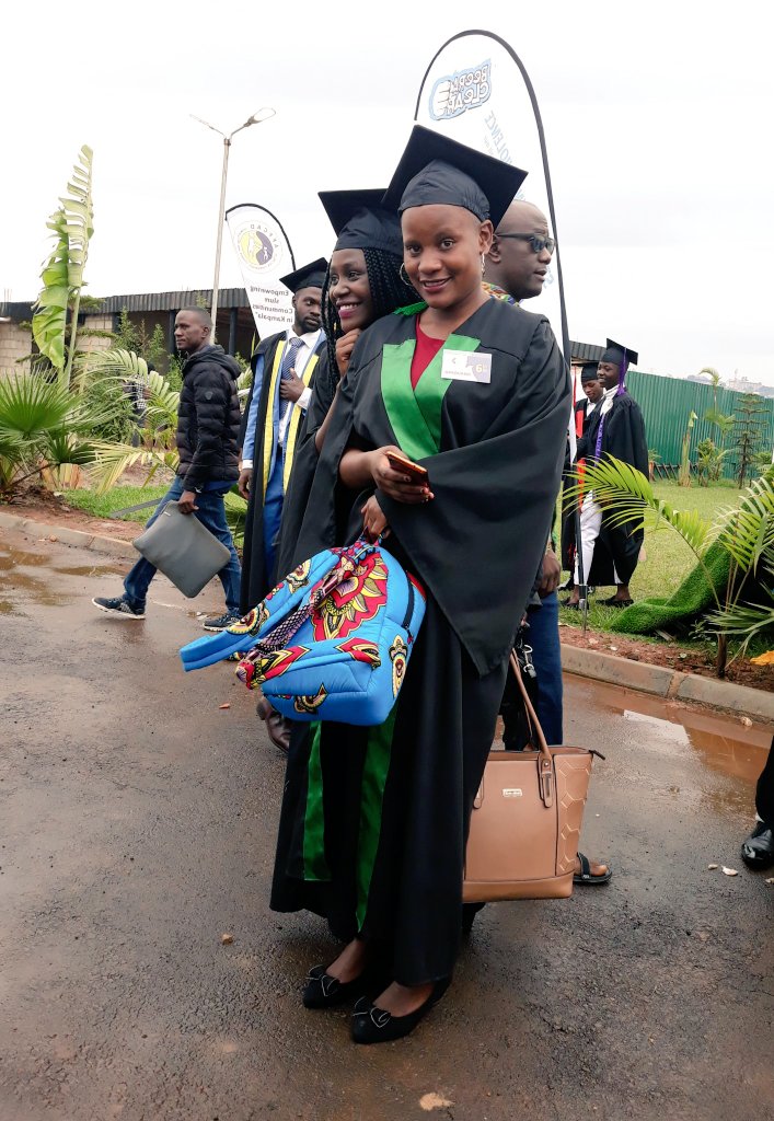 Reutermicheal's tweet image. The @EUinUG social cohesion project has supported youth to attain Vocational skill training, create safer spaces to resist crime in slums, start-up small businesses &amp;amp; create resilient communities free from poverty &amp;amp; crime. #Beeraclear @EUinUG @AKasingye @APacificiEU @IOMchief