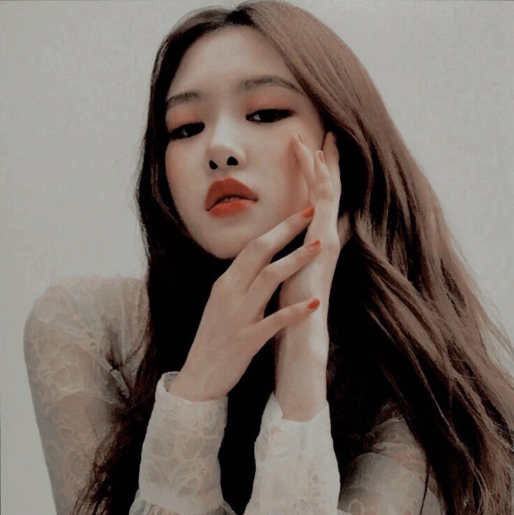 rosseame's tweet photo. New layout from my favorite unnie. Thank you, this is so pretty ❤ https://t.co/5pkTz64YoY