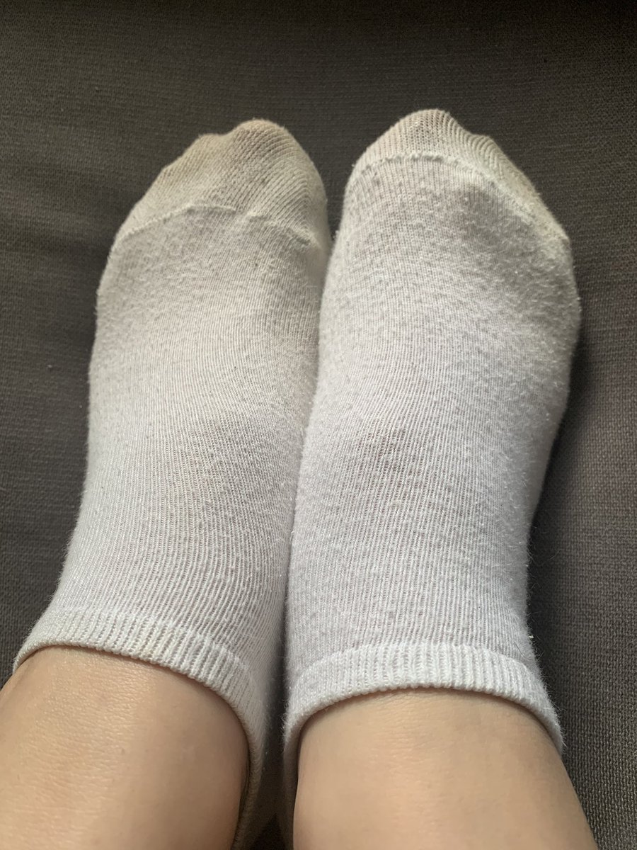 berr_cas's tweet photo. All still for sale ££ help me out over a #BankHolidayWeekend dm me for prices or see my #scentedpansy cbea #smellysock #sniffmysocks #sniffmypanties #daddy #hotukgirl #wornsocks #wornpanties #sugarbaby #SugarDaddyuk https://t.co/zPURsozArI