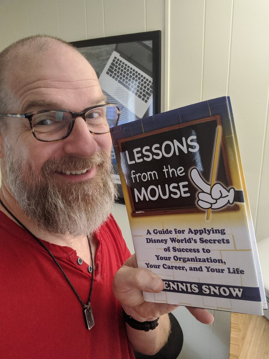 EricCook's tweet photo. Thanks @MarylandBankers for having me teach again this year at your #BankingSchool! Also, thanks for the copy of @DennisSnow's #LessonsFromTheMouse. Big fan of both of them.🙌 https://t.co/ptPBwQKFIH