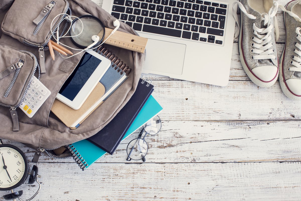 homeandsafety's tweet photo. Time to hit the books? Lesson # 1 - plug in safely by adding a powerbar with the right approval mark to your #BackToSchool shopping list. Learn more on what to shop for here: https://t.co/tSoroMklA3 https://t.co/UCsckLrGIB