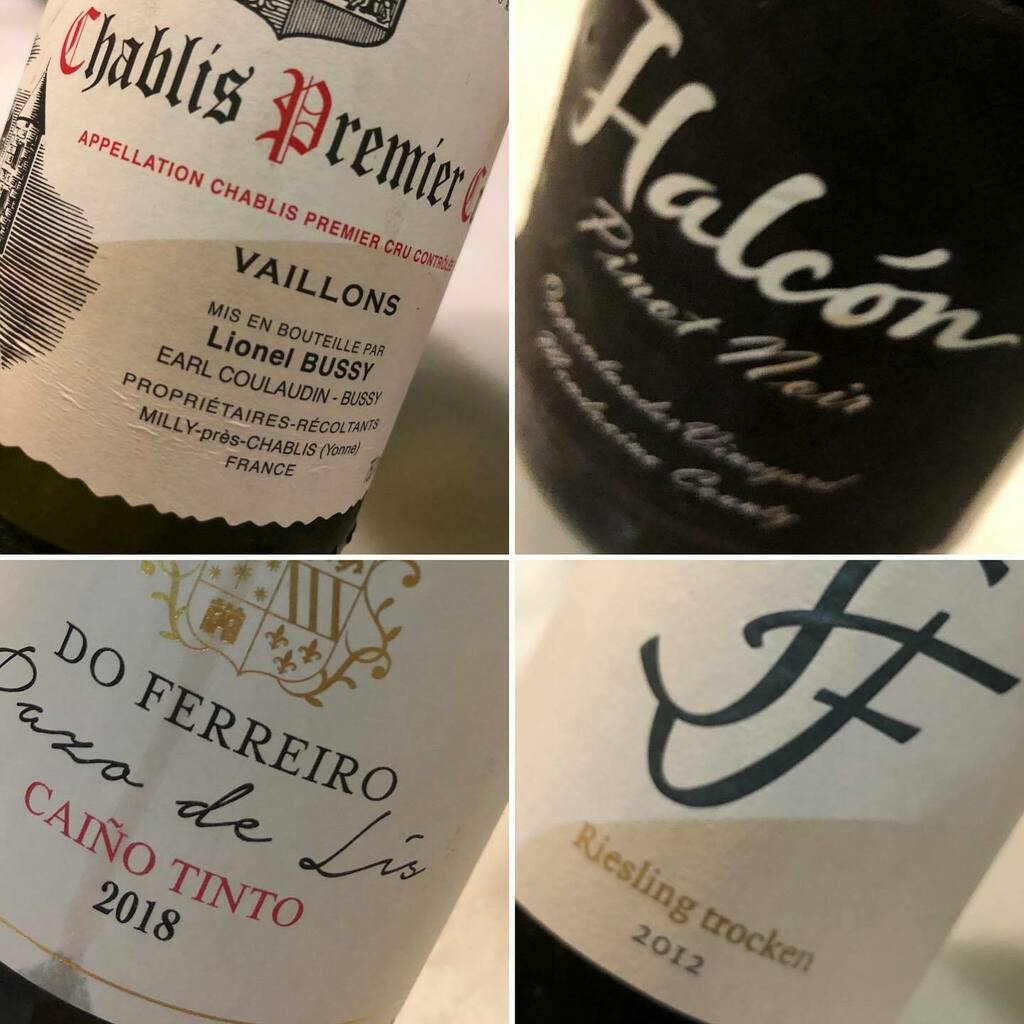 acme_ESP's tweet photo. De la bodega secreta de @elcapo9 en @restaurante_picadillo :
#lionelbussy#chablis #chardonnay
@halconvineyards #mendocino #pinotnoir
#doferreiro #riasbaixas #caiño
@weingut_sf #nahe #riesling
....
#vigo #vigopolish #cascovello #secretcellar https://t.co/2Q1CNXDJUc https://t.co/DJWo9kZxgY