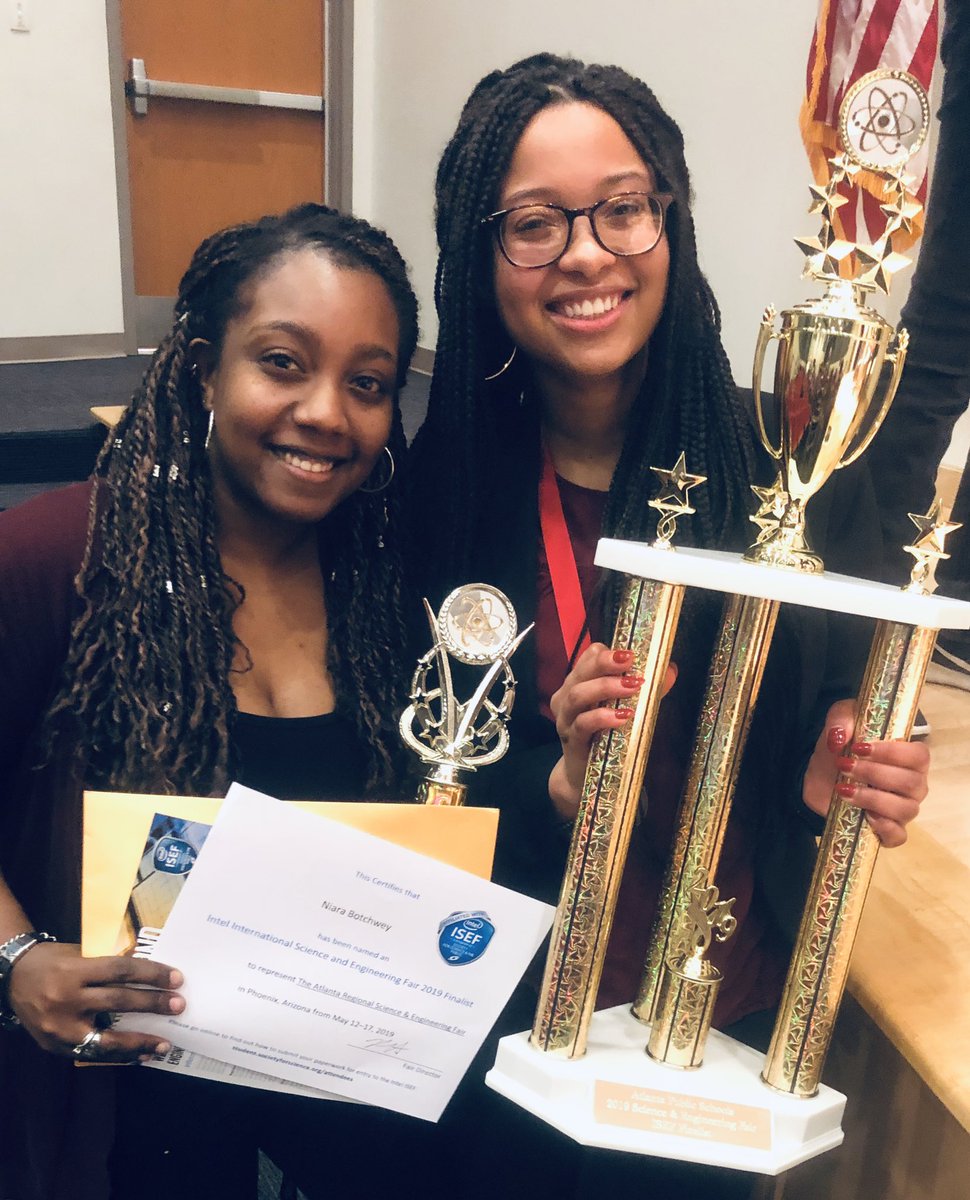 DrBlackBoots's tweet image. I enjoy mentoring, esp young Black students. I had 2 wonderful HS #ProjectENGAGES students. One of goal was to get a student to ISEF. Not only did Niara make it, but she also placed 4th in her category!! Proud moment yelling “that’s my mentee” as she accepted her award.