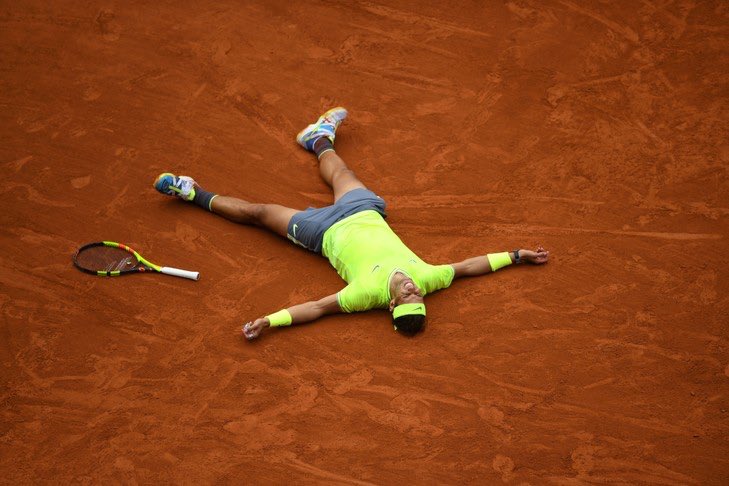 9% : On a beaucoup parlé de Nole et de Roger, pas tellement de Rafa jusqu’à présent, alors allons-y gaiement. Avec 93V pour 2D, l’Espagnol possède le ratio hallucinant de 97.9% de victoires à Roland Garros (bon ok j’ai triché de 0.1% pour arriver à 98).