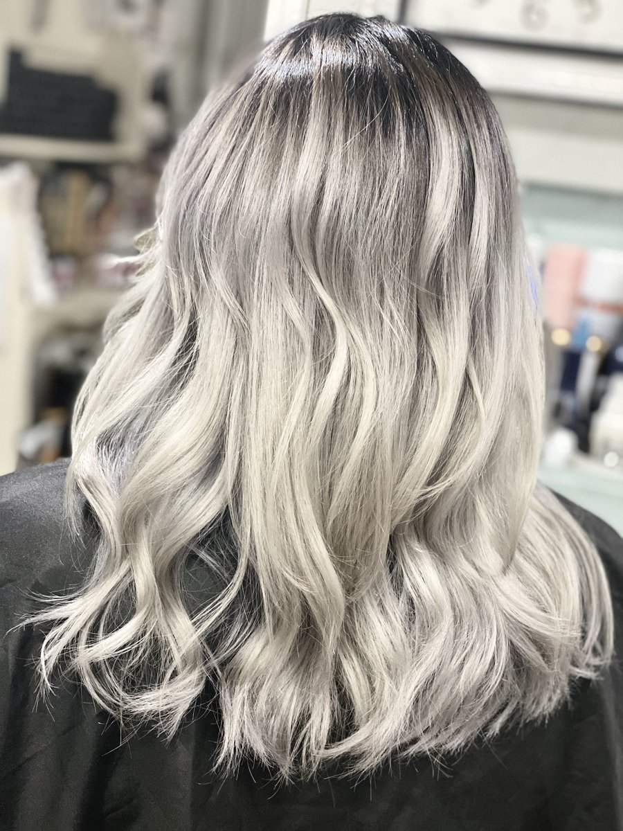 lonestrdiamond's tweet photo. 6 hour color correction https://t.co/vJEt9q8wqP
