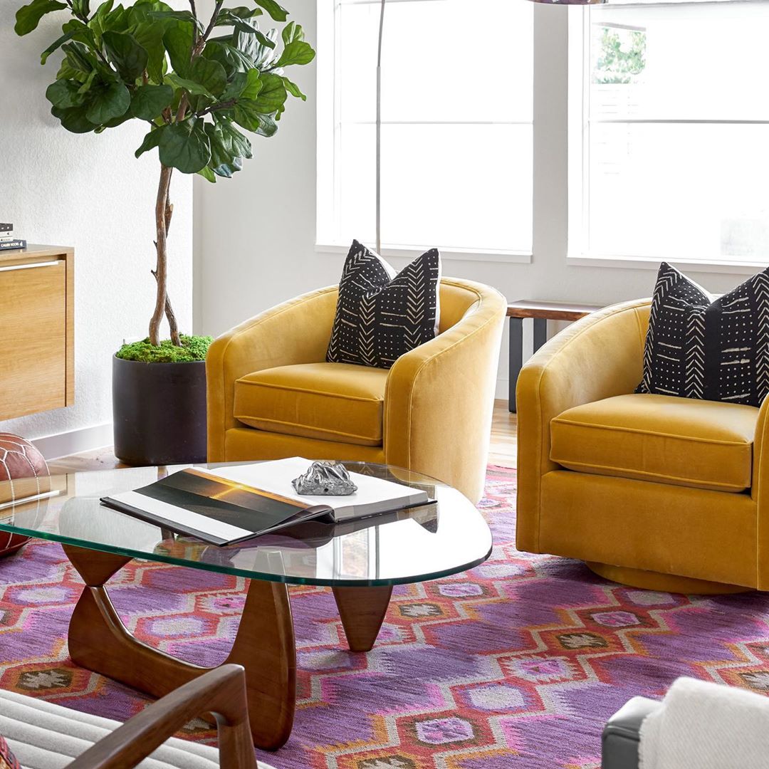 AnnieSelkeCo's tweet image. We want all the color 🌈// @ruthiedesigner 

bit.ly/31IBbyk