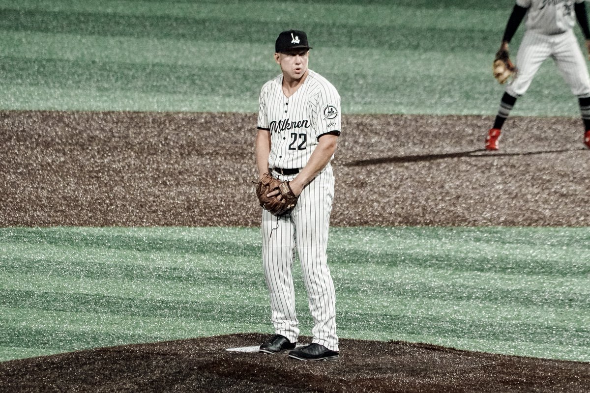 .<a href="/karchkowalczyk/">Karch Kowalczyk</a> is currently pitching with the <a href="/MKEMilkmen/">Milwaukee Milkmen</a> of <a href="/AA_Baseball/">American Association</a> after stints w/ <a href="/StPaulSaints/">St. Paul Saints</a>, <a href="/TulsaDrillers/">Tulsa Drillers</a>, <a href="/okc_dodgers/">Oklahoma City Dodgers</a>, <a href="/greatlakesloons/">Great Lakes Loons</a> &amp; @ogdenraptors. 

His focus on pitching began during his time w/ <a href="/ValpoBaseball/">Valpo Baseball</a> &amp; <a href="/Schmack53/">Brian Schmack</a>. 

📝 ➡️ bit.ly/3lp0bnu