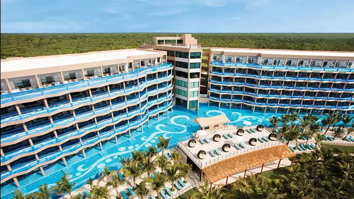 So cool!  Infinity swim-up balcony rooms on the upper floors!  Oceanview and swim-up, too!  Adults only, all-inclusive resort with plenty of restaurants (10) and bars (11) to keep you happy!  Who's ready to book?  cheryl@cptravel.net #karismaresorts