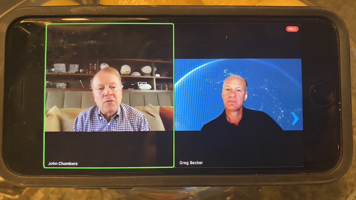 eclaireoh's tweet image. We are live! #SVBGlobalConnect with @JohnTChambers talking about investing, innovation, #digitization &amp;amp; #globalization - Johns bullish on #France &amp;amp; #India.