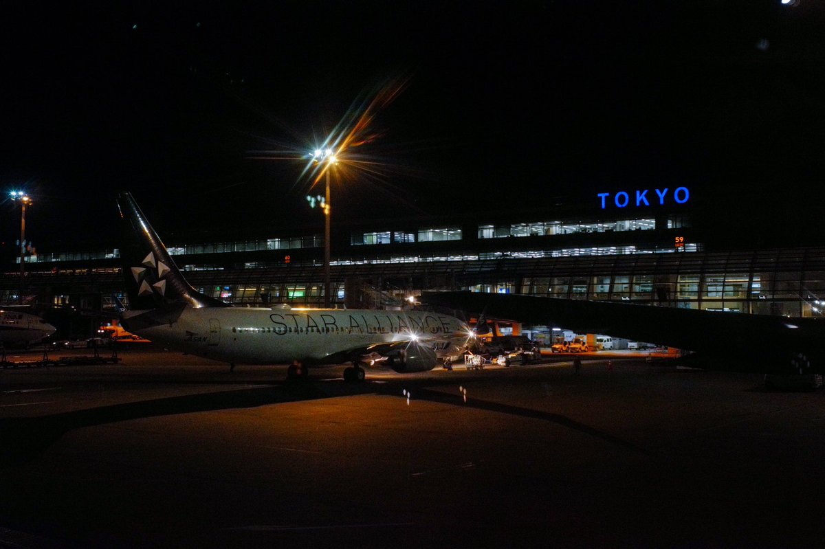 Overslept321's tweet photo. ただいま、東京👋
#B763 #B767300ER #NH82 #JA611A #RJTT https://t.co/GSkek99c8W
