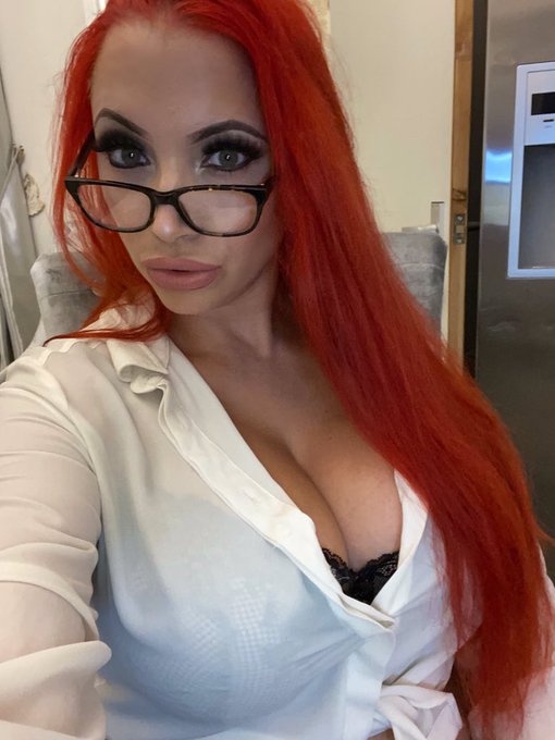 Sexy secretary ready to play ...💦💦💦💦💦💦💦💦💦💦💦 https://t.co/0dwfmDAk0I