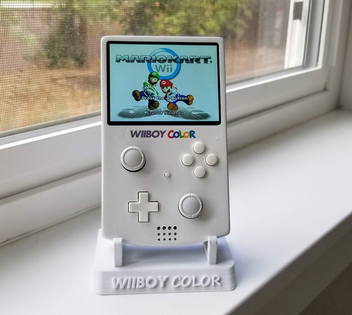 GingerOfMods's tweet image. My latest project is complete! The goal was to make a portable Wii the size of a GameBoy Color, and after 9 months of work it's finally finished.