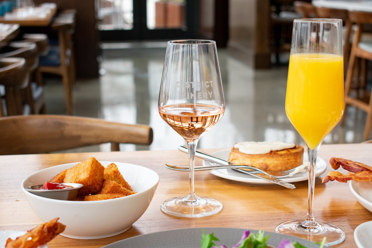 Exciting dining update: Brunch is BACK! 🥂🎉 Starting this weekend, we'll have a new brunch menu available Saturdays and Sundays.

Our regular menu will also be available during brunch hours. Make a reservation: bit.ly/2K4eigQ <a href="/RAMWdc/">RAMW</a> <a href="/destinationdc/">Destination DC</a>