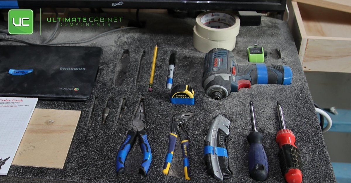 Sales isn’t the end all, be all of owning a business, but it sure does matter a lot. To successfully sell, you need to have a clear process laid out for how you’ll do it. 

Read more here: hubs.ly/H0tf1fm0