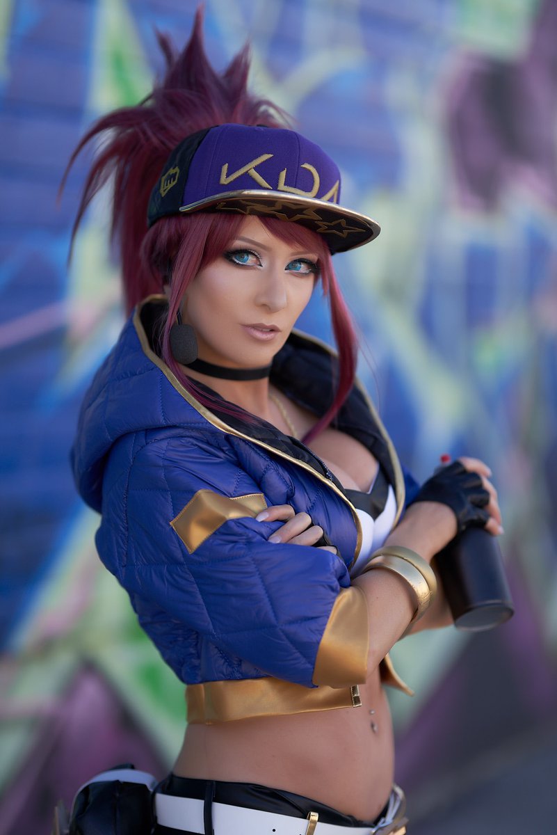 k8sarkissian's tweet photo. NEW KDA SINGLE JUST DROPPED!! What do you think??? #kda #lol #League_of_Legends https://t.co/Wp9a6j7nuJ