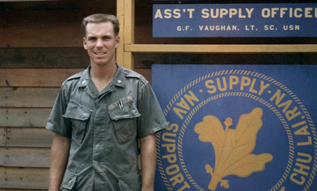 3) After a legendary career at Navy, Roger Staubach was drafted by the Dallas Cowboys in 1965.The problem?Staubach still had a four year post-graduate Naval service commitment. Although he was eligible to stay in the US, Staubach volunteered for a one-year tour in Vietnam.