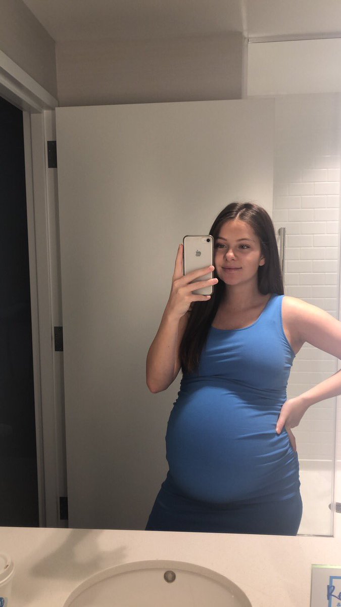 abbygines2's tweet photo. @jdlongoria1 The Ultrasound🌻  The Bump⭐️ The Newborn 💜 Now 🥺🥺 https://t.co/b6Mp3cEy4n