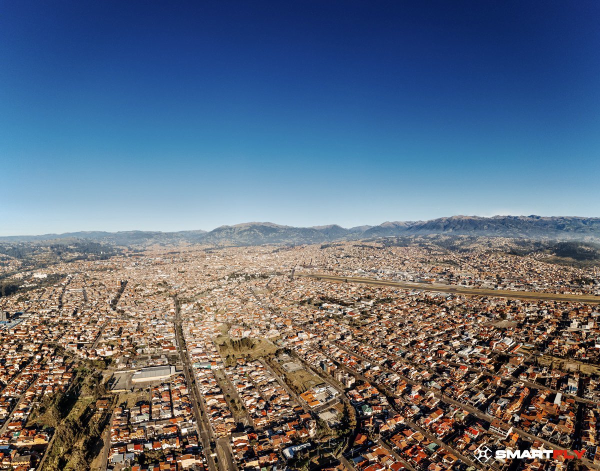 maufabara's tweet photo. Buenos días Cuenca ☀️
#SmartFly 🚁 https://t.co/h9wfsSvjDM