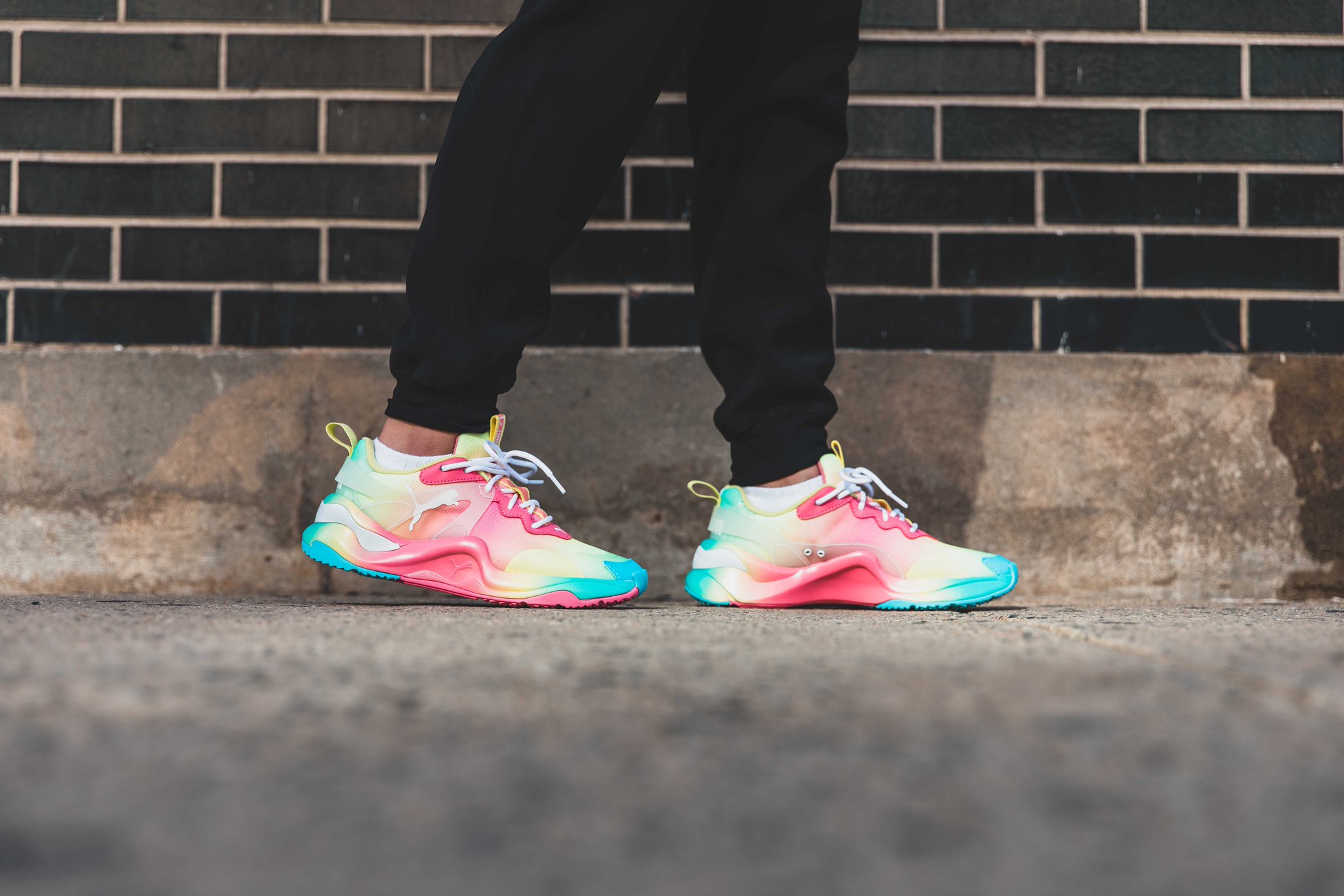 rise tie dye women's sneakers puma