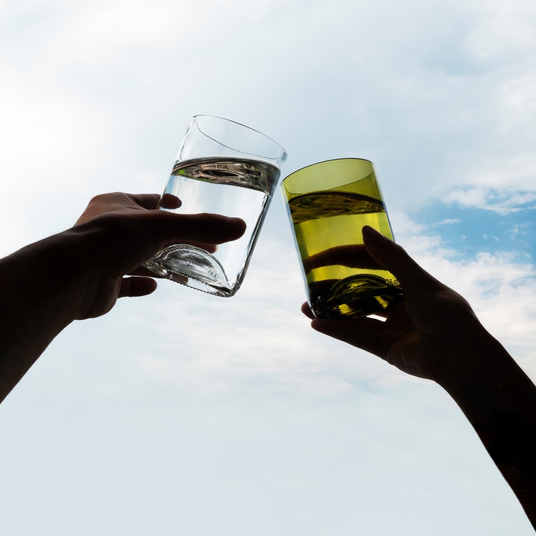 Een cadeautje voor onze revolutionaries: tijdelijk 20% korting op onze Tumbler 4-Pack! Met welk drinkmaatje deel jij deze aanbieding? Tag ze in de comments! 🥂